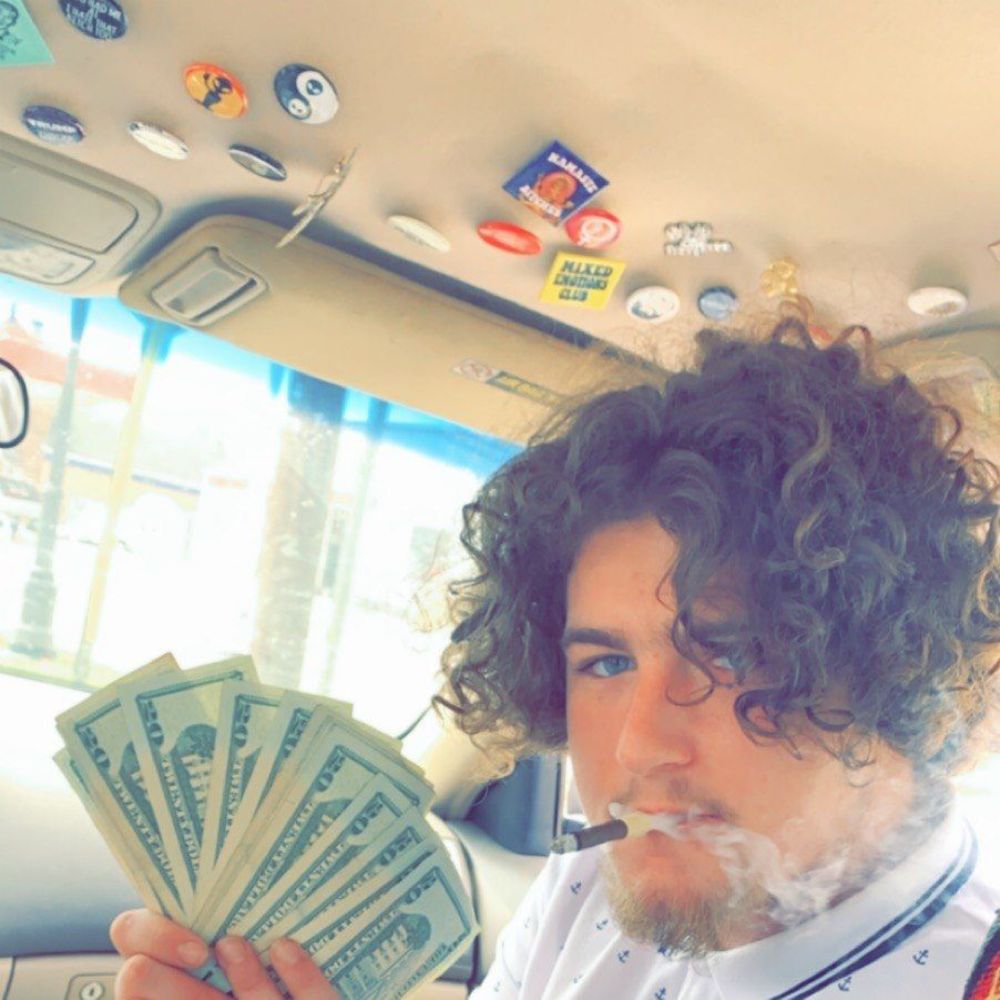 Meet your Posher, Brandon